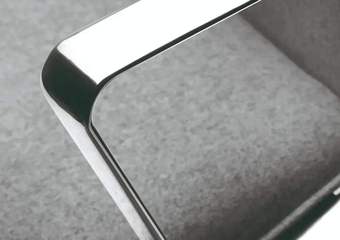 Allure executive desk detail